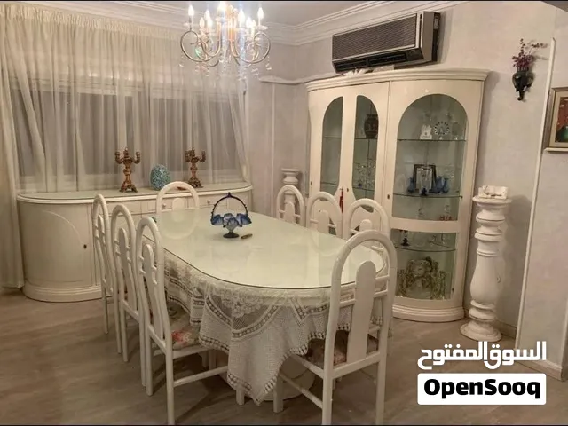 شقه مميزه للبيع