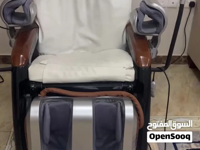 كرسي مساج سعره 2000 وقابل