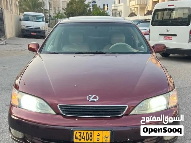 سيارة لكزس99 للبيع