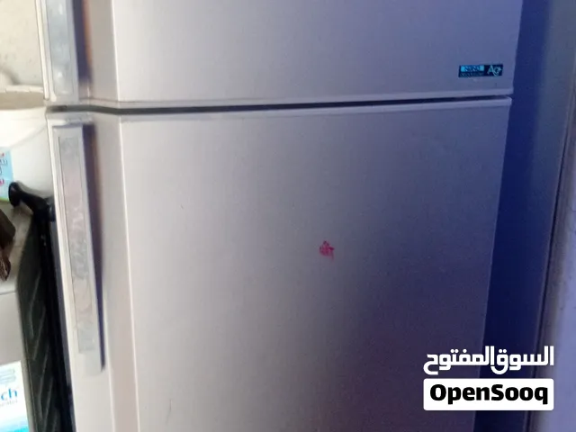 ثلاجه للبيع