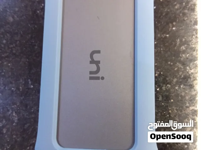 موزع ومحول منفذ يو إس بي سي ذكي (uni 8-in-1 USB-C Hub) - بحالة ممتازة