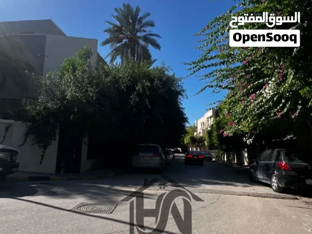 فيلا خدمية تجارية ممتازه للايجار اداري شركات في وسعاية بديري موقع ممتاز جدا