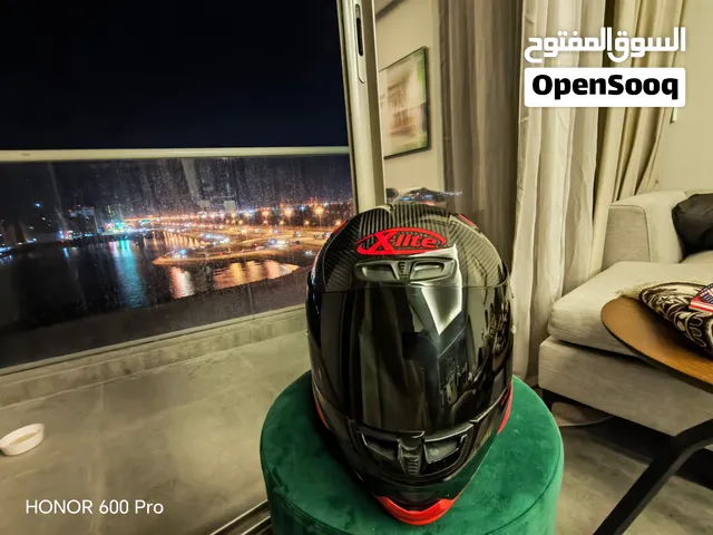 X-Lite X-803 RS Ultra Carbon full-face track/racing helmet