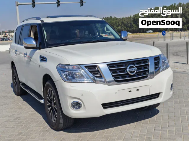 Nissan Patrol Sunroof V8 نيسان باترول خليجي