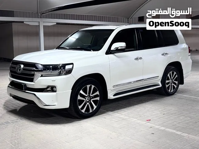 تويوتا لاند كروزر GRAND TOURING-V8 -2019