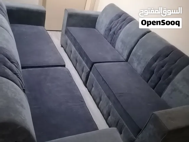 4 جلسات منفصله صغيره تكفى شخصين للجلسة الواحده للبيع