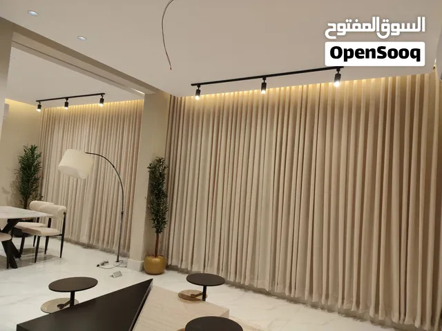 فني تركيب وتعديل وتفصيل ستائر بالرياض