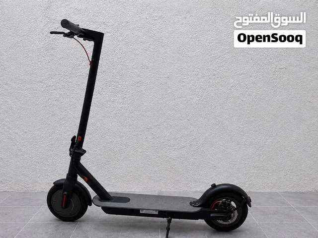 سكوتر كهربائي شبه جديد