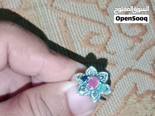 For sale silver ring from Thailand 925% all is gemstone for girl 100% original check then buy