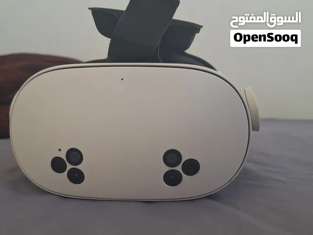 meta quest 3s 128gb شغاله و أمورها ممتاز لاكن مو متاكد لو فيها ستيك دريفت او لا و بس و سعرها 200