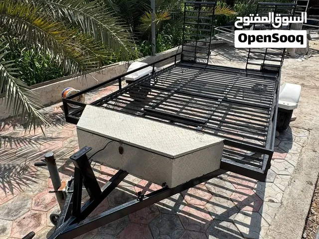 ترولي للبيع نظيفة جدا جدا تتسع لبجي 4 ركاب ..او بجي راكبين مع رابتر .. الترولي ثابت في شارع ..