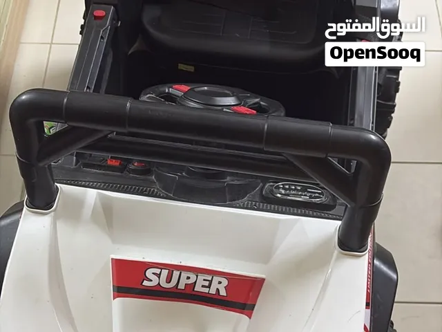 سياره اطفال حال ممتاز مع ريموت وشاحن