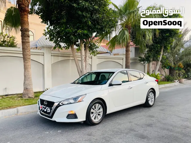 *NISSAN ALTIMA 2021* *Bahrain agency* *Model -  2021* *KM - 45000 km* Engine - 2.5 L Color – White