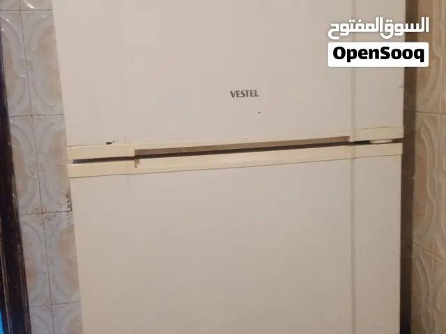 ثلاجة نوع Vistel بحاله ممتازة للبيع