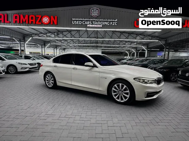 BMW 528I2015 GCC 2.0L Turbo 4C with an excellent shape ready for your next drive