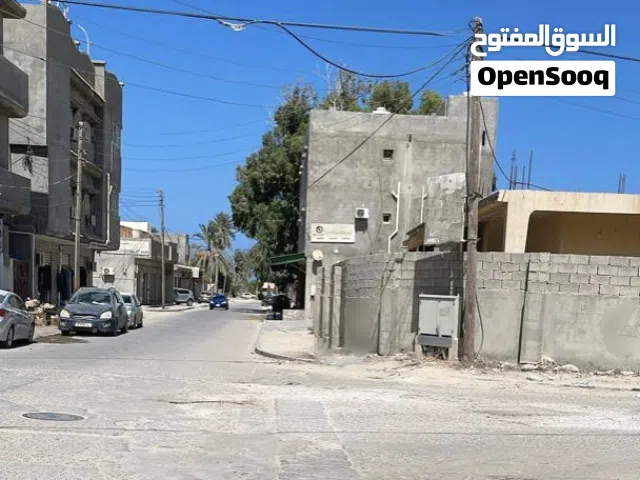 صالة محل كبير في سوف الخميس الخمس علي الطريق