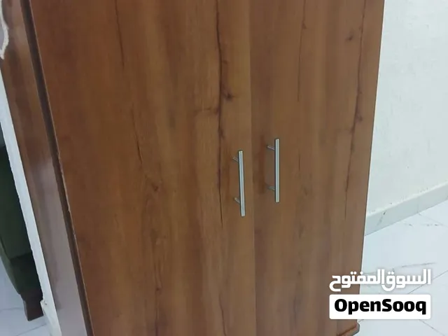 اثاث و أدوات منزليا للبيع بحالة جيد جدآ شبه جديد