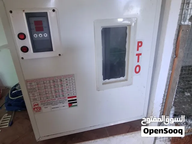 فقاسه بيض طيور