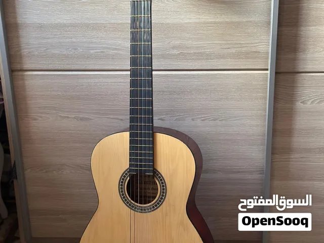 جيتار كلاسيكال شبه جديد ارماندو غيتار classical guitar armando c94t