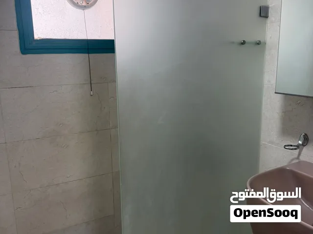 للبيع فاصل زجاج للحمام