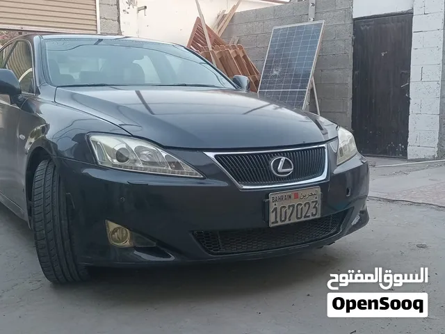 Used Lexus IS in Northern Governorate