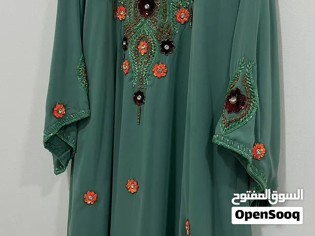 لبسه استعمال كم ساعه فقط