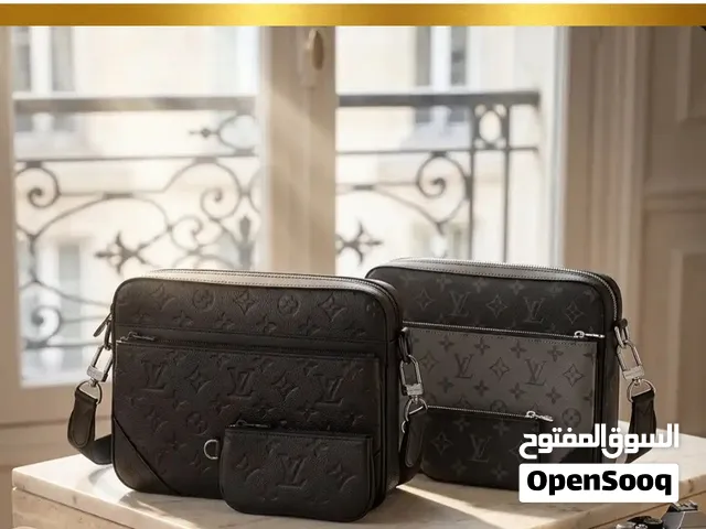 حقيبة Louis Vuitton - موديل 58012