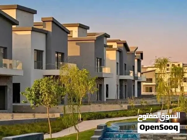180 m2 3 Bedrooms Villa for Sale in Cairo Fifth Settlement