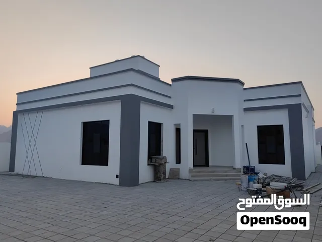 للبيع منزل جميل طابق واحد ف العامرات م النهضة م 18