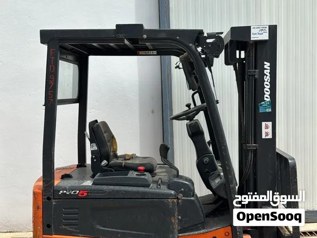 فوركليفت كهربائى