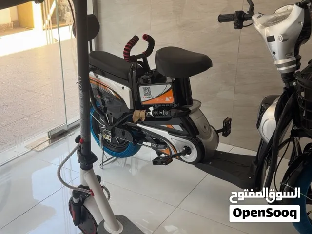 دباب كهربائي وسكوتر للكبار