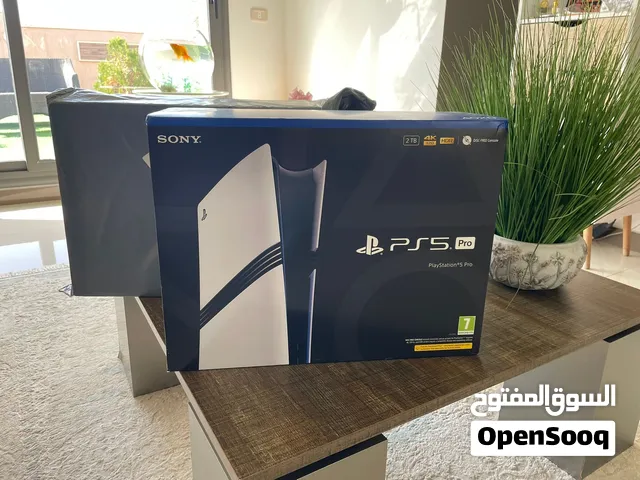 بلايستيشن 5 برو جديد كلياً (مش مفتوح)