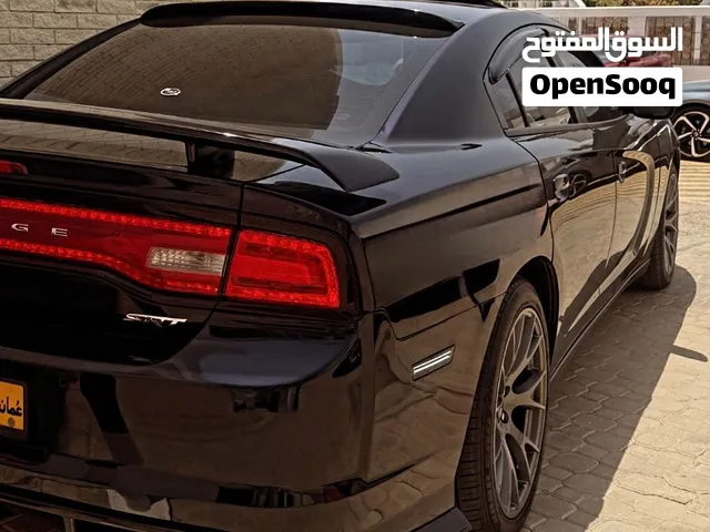 للبيع دودج تشارجر في قمة في النظافة و محول بالكامل SRT8
