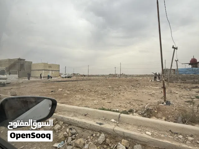 جنس الارض زراعي وليس استثماري للبيع مساحة 100 متر سكني بالقرب من الشارع العام و وسط منازل
