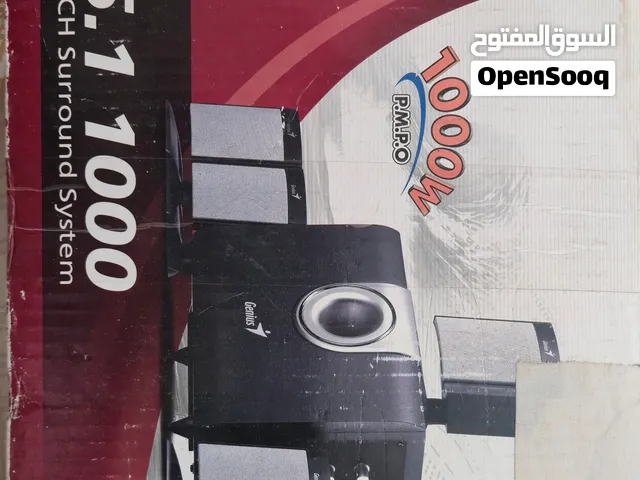 مضخم صوت كما في الصورة