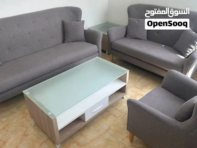 طقم جلوس صالون هوم سنتر نضيف جدا like new home center sofa مع طاوله كبيره  زاويهluxury