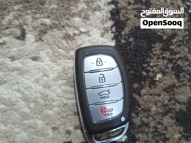 مفاتيح سيارة