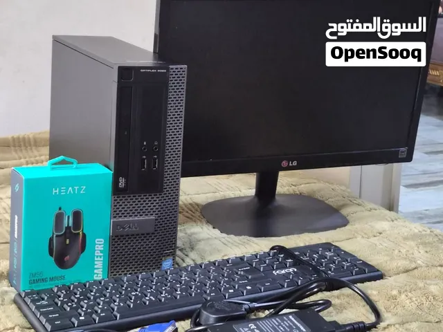 كيبورد مع شاشة و بي سي و ماوس شبه جديد للبيع كمبيوتر مكتبي متكامل بحالة ممتازة ونظيفة جداً (شبه جديد