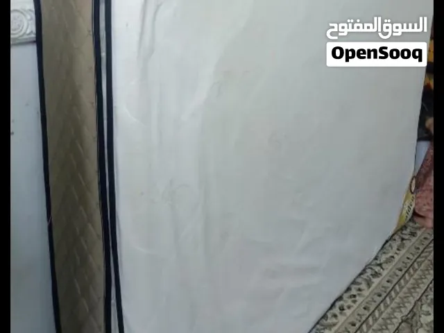 مجلس ارضي اربعه في خمسه