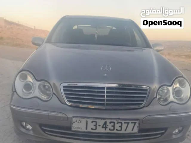 مرسيدس بنز 2005