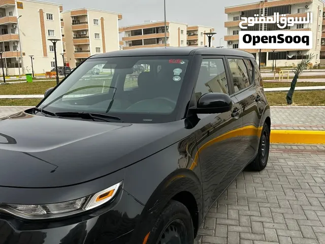 كيا سول 2021 وارد أمريكي ماشية 58 الف ميل بدون صبغ حادث خفيف جاملغ وراجع بارد كما موضح بالصور بيها خ