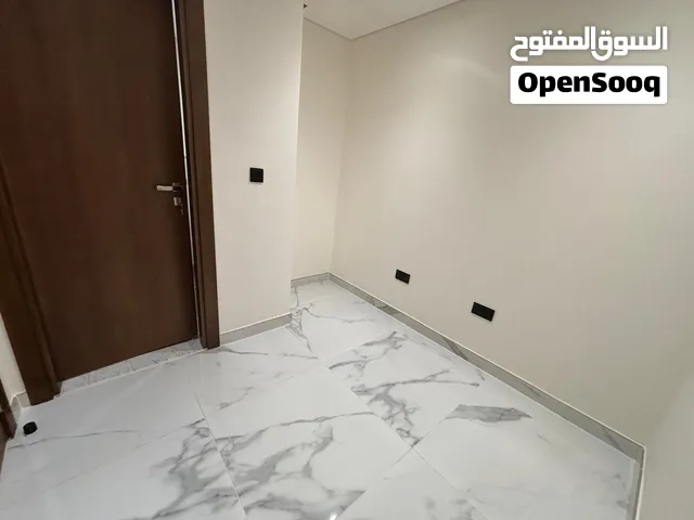 شقة لوسيل على المارينا مباشرة