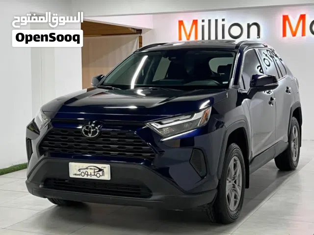 تويوتا رافور XLE ازرق موديل 2024