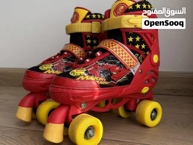 حذاء تزلج أطفال (Roller Skates) مستعمل