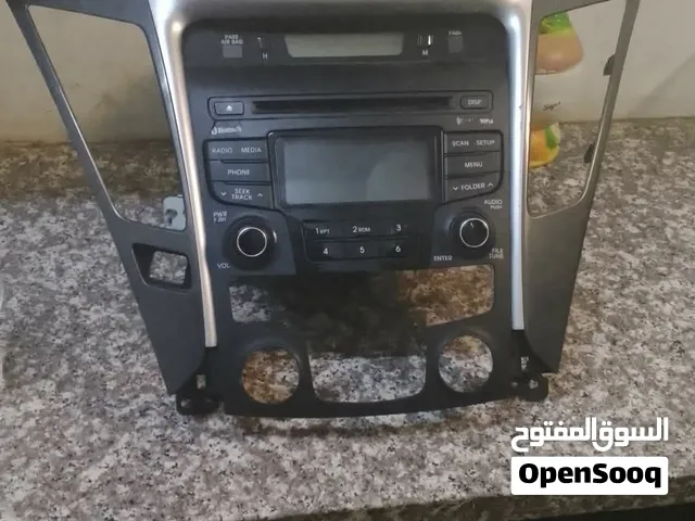 لسيارة هيونداي سوناتا (موديلات تقريباً 2011-2014).