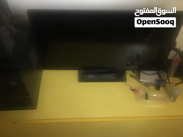 شاشتين وستيريو وسماعه وستيريو