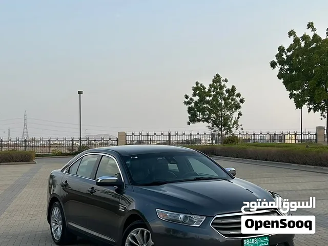 Used Ford Taurus in Al Dakhiliya