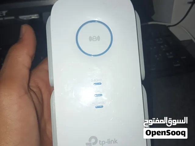 للبيع مقوي شبكه شبه جديد المقوي قوي جدا السعر 15 دينار سعره جديد 40 دينار