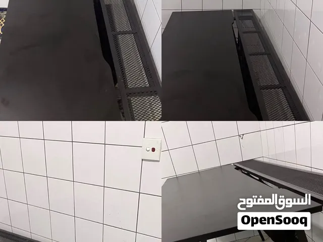 طاولت قيمنق الون اسود وكبيره