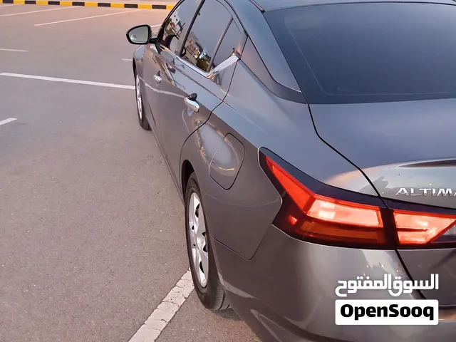 التيما 2019 S نظيف بحاله جيده جدا اقتصادي جدا